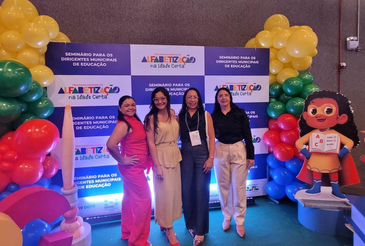Educadoras em ação pedagógica municipal
